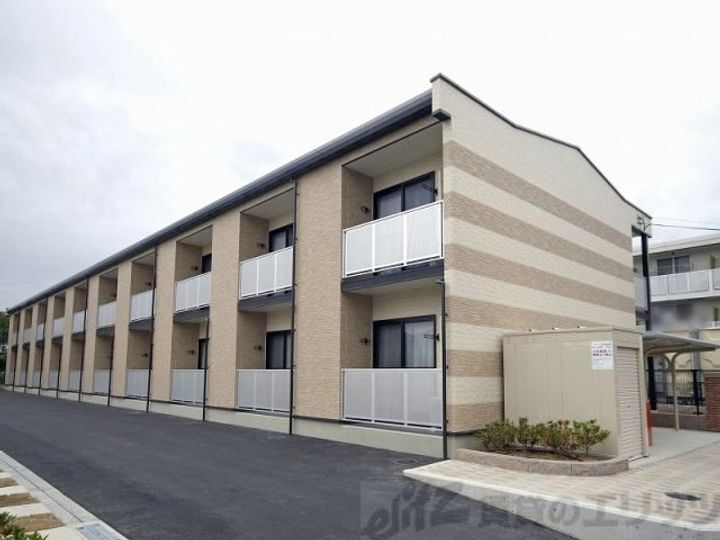 レオパレスリビエルブランシェⅡ