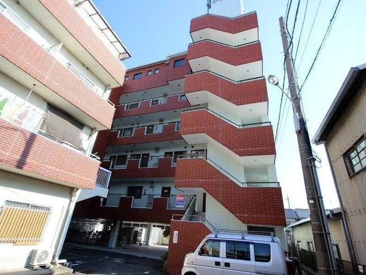 高槻ローズハイツＢ棟 6階建