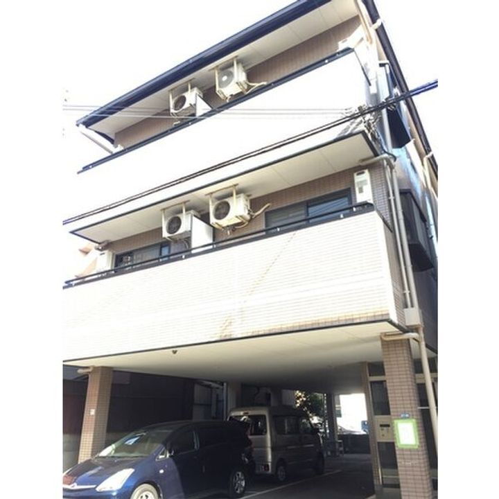 コトブキケイハイツ 3階建