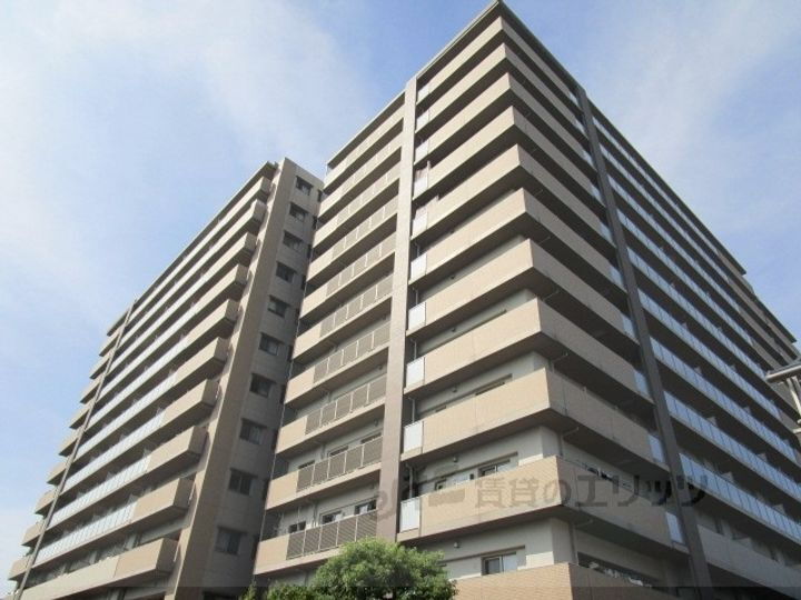 ライオンズ水無瀬ローレルコート 12階建