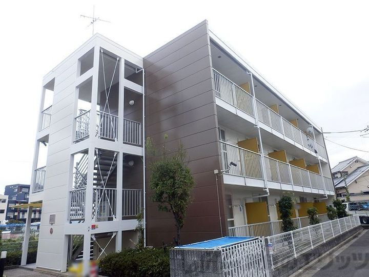 レオパレス別府Ⅱ 3階建