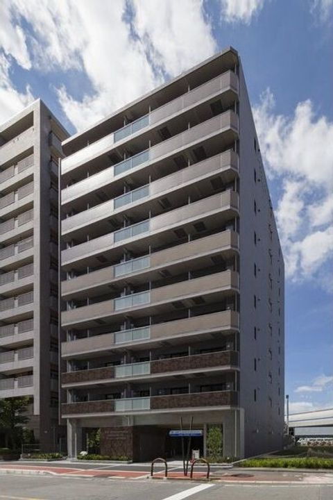 江坂プライマリーワン 10階建