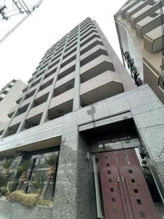 クレアートアドバンス北大阪 12階建