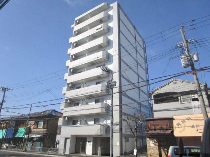 ＳＵＲＦ　ＩＳＬＡＮＤ　ＳＡＮ　ＳＥＢＡＳＴＩＡＮ 8階建