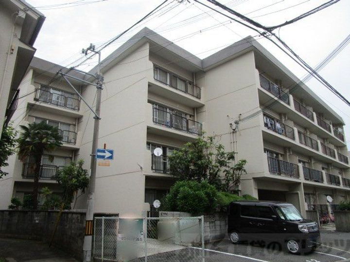 ミタカハイツ