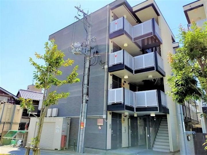 レオパレス東淡路