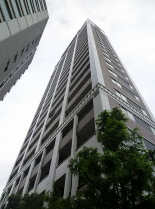 レグノ・セレーノ 24階建