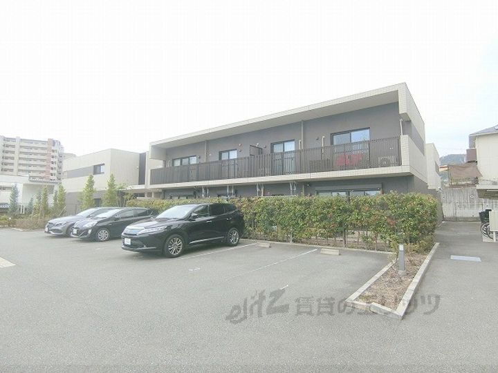 アルデール・ブリサ 2階建