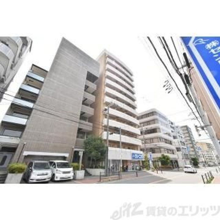 ＳＥＲＥＮｉＴＥ江坂四番館