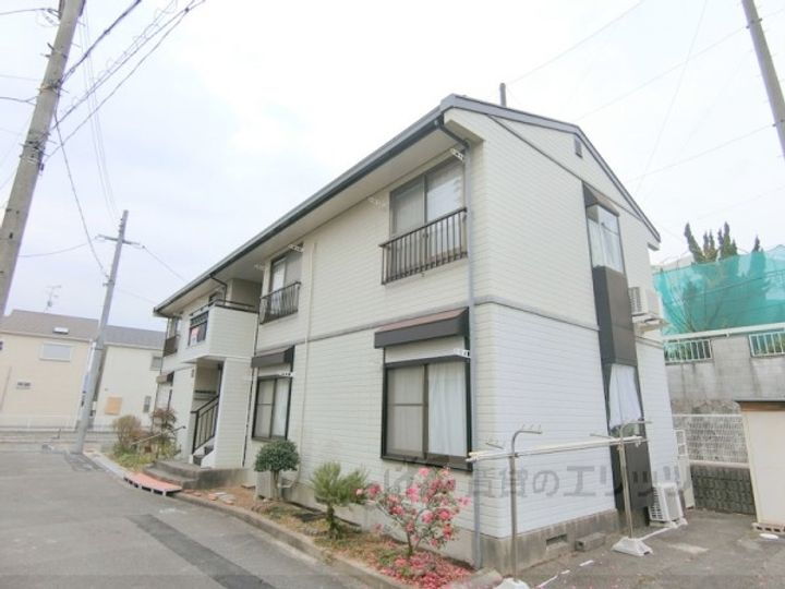シティハイム・ソファレ山本 2階建