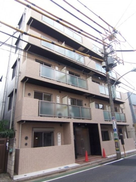 ＡＲＴＥＳＳＩＭＯ　ＳＥＲＥＮＯ 5階建