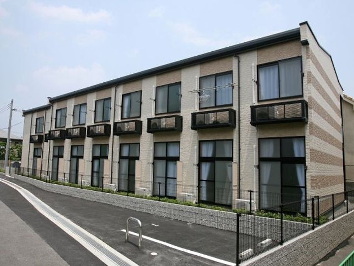 レオパレスノーサイド大池 2階建