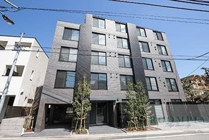 Ｃｅｎｔｅｎａｒｉｏ市谷二十騎町 5階建