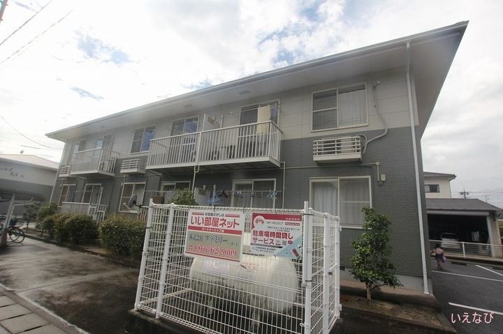 ニューコーポ高屋　Ｂ 2階建