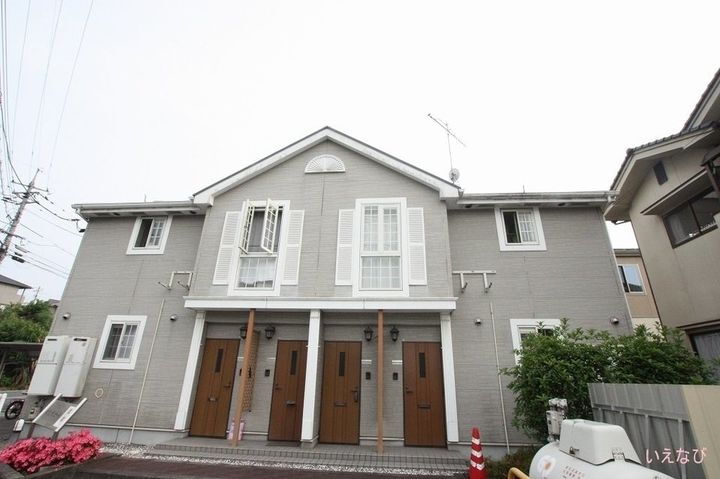 メゾン・サンセールＡ 2階建