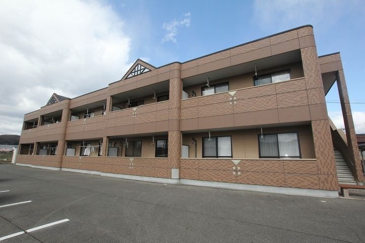 ソレイユ鉄屋 2階建