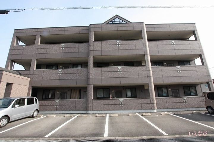 愛瑠 2階建