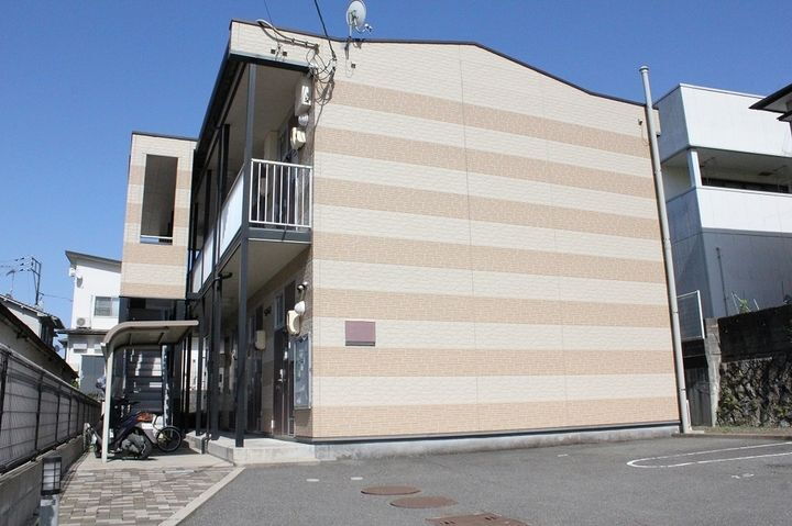 レオパレスウィステアリア大多志