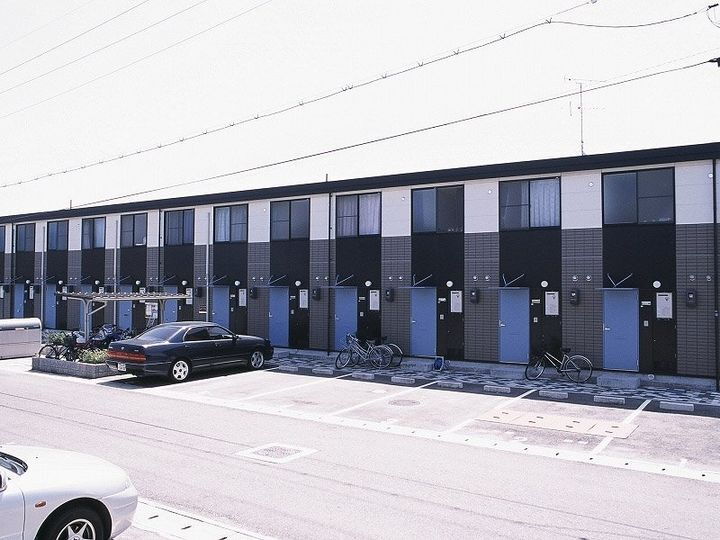 レオパレスＭｉｌｌｅｎｎｉｕｍ　Ｏｎｏｍｉｃｈｉ　Ⅱ 2階建
