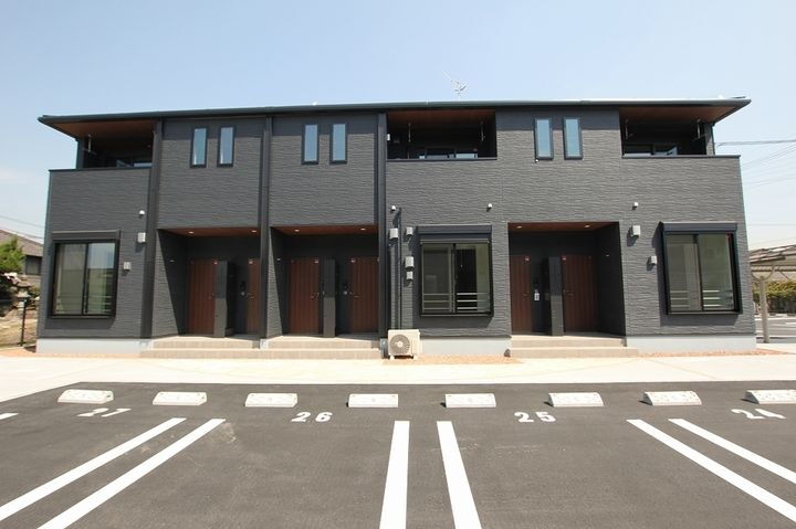 ラ　ヴィ　ベール　Ⅱ 2階建