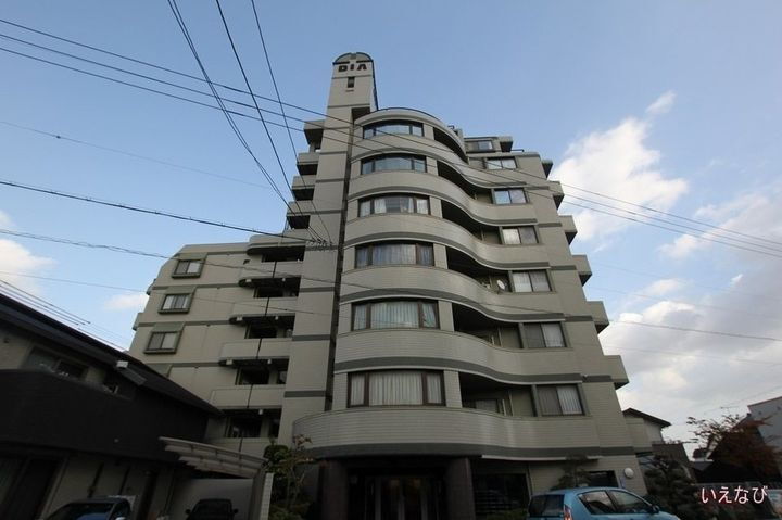 ダイアパレス御門 10階建