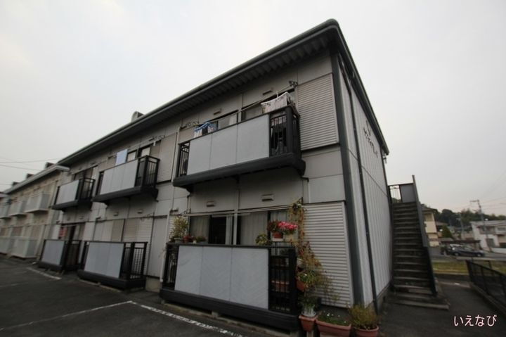 サンライフ友Ｃ 2階建