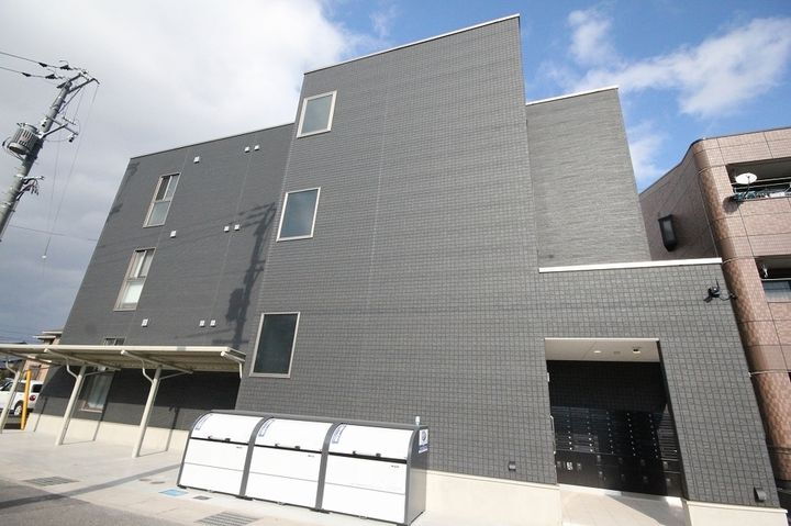 月光東福山駅前 3階建