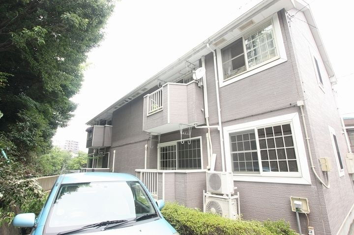 ロイヤルコート春日　Ｂ棟 2階建