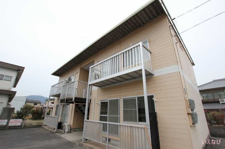 ハイツ高田 2階建