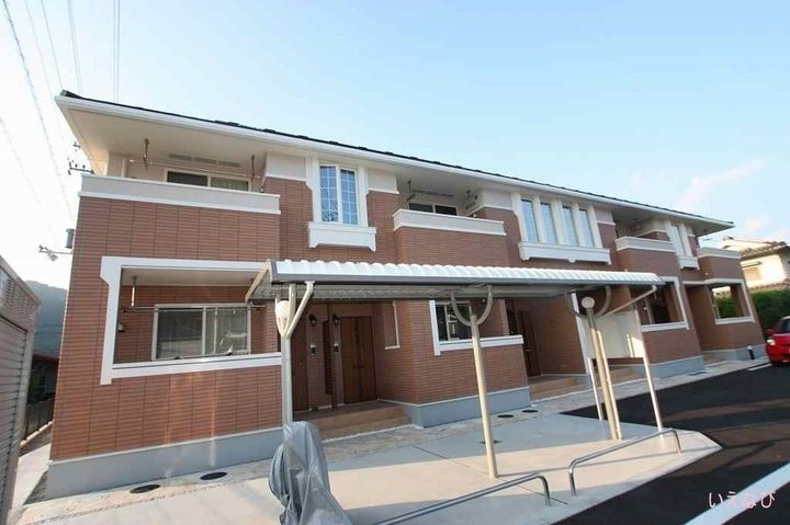 レクサス 2階建