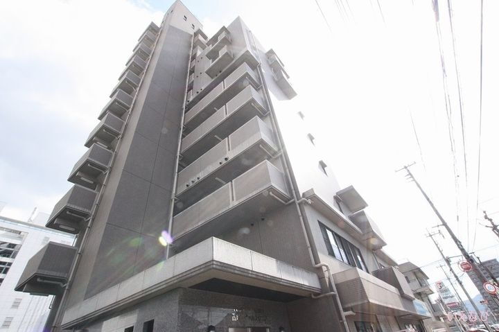 西町ロイヤルスクエア 11階建