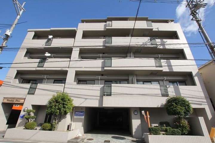プレセランス・オリビエ 5階建