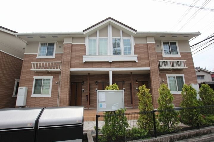 エルカミーノＡ 2階建