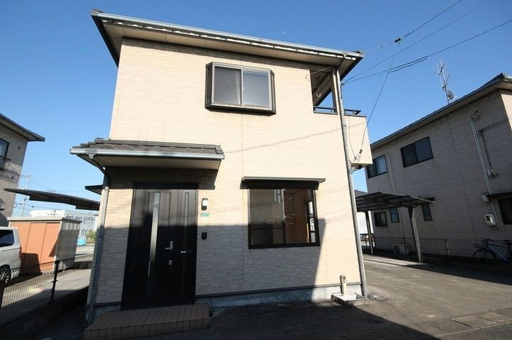 ハイツ来山Ⅲ　Ｆ棟
