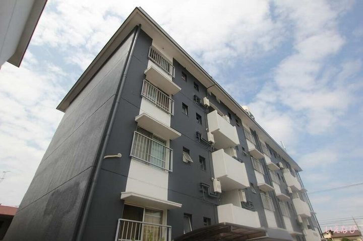 新涯マンションＡ 4階建