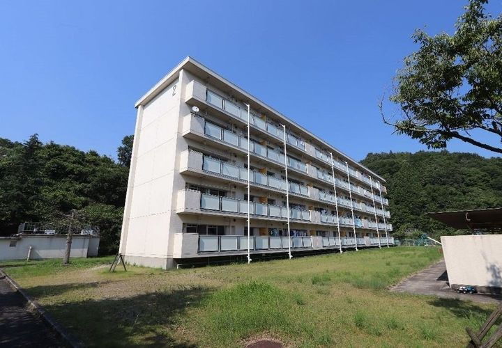 ビレッジハウス本郷なしわ２号棟 5階建
