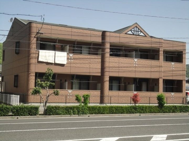クレシア 2階建