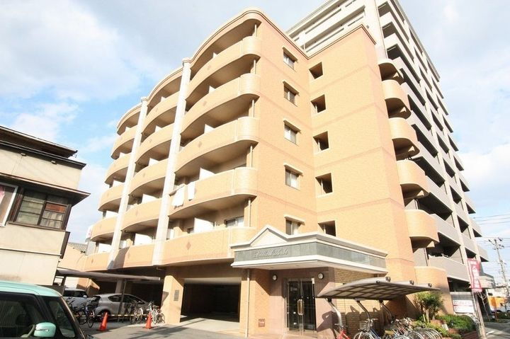ブリアン　オーブ 6階建