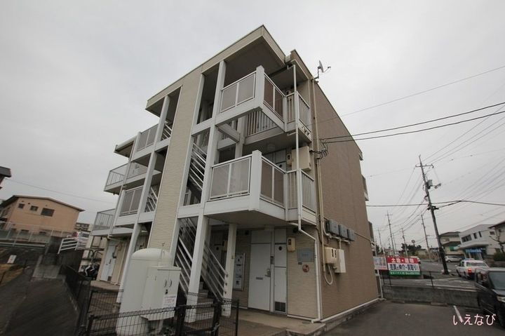 レオパレス白ゆり