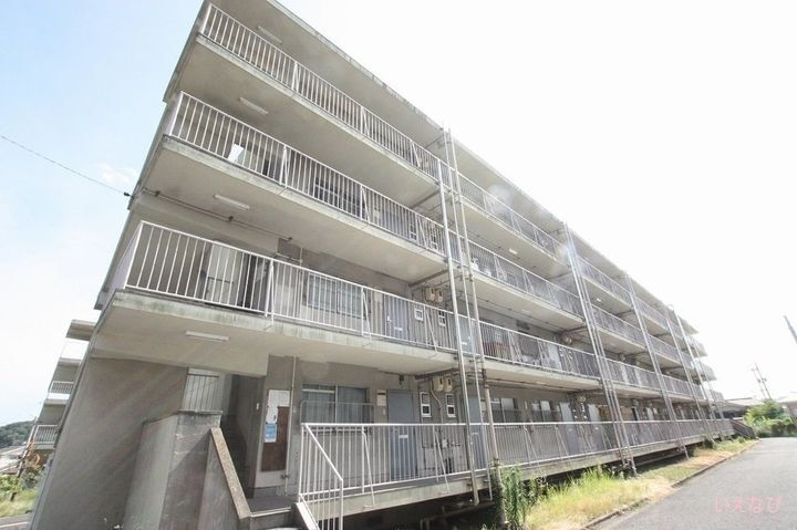 ビレッジハウス大門１号棟 4階建