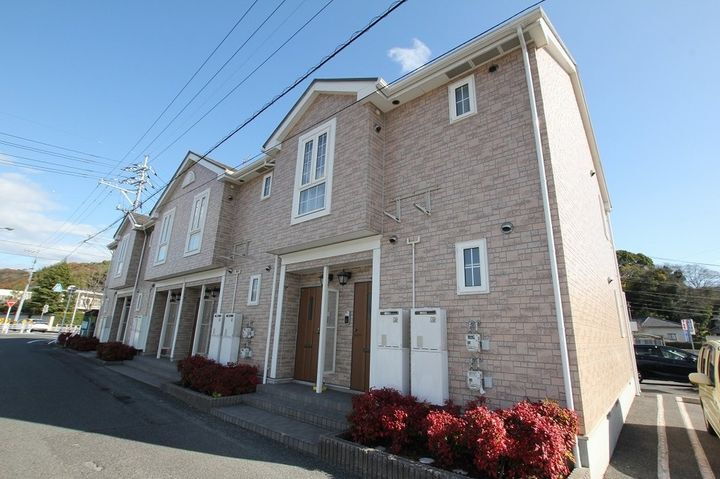 アンソレイエ 2階建