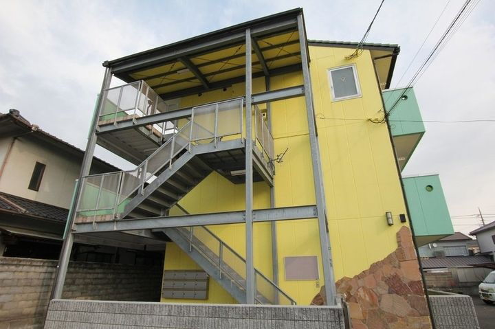 パルファン 3階建