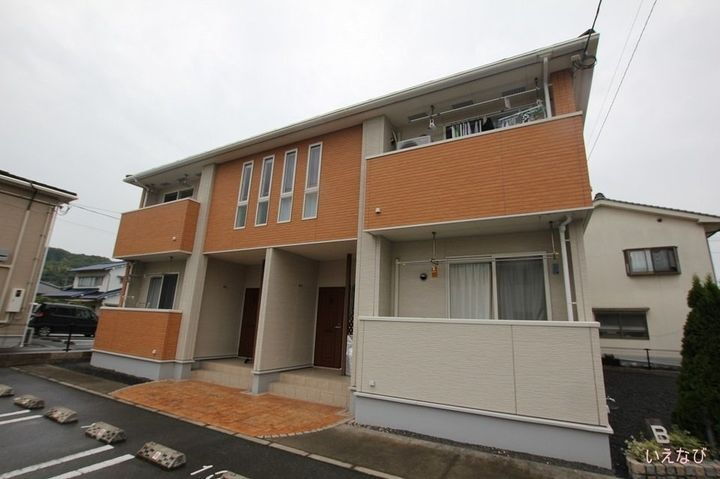ヴィラ・フォレストＢ 2階建