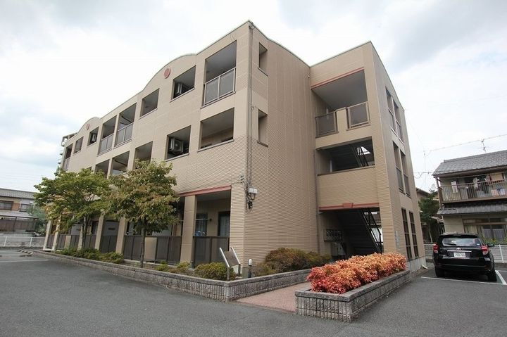 サンハイム鏡池 3階建