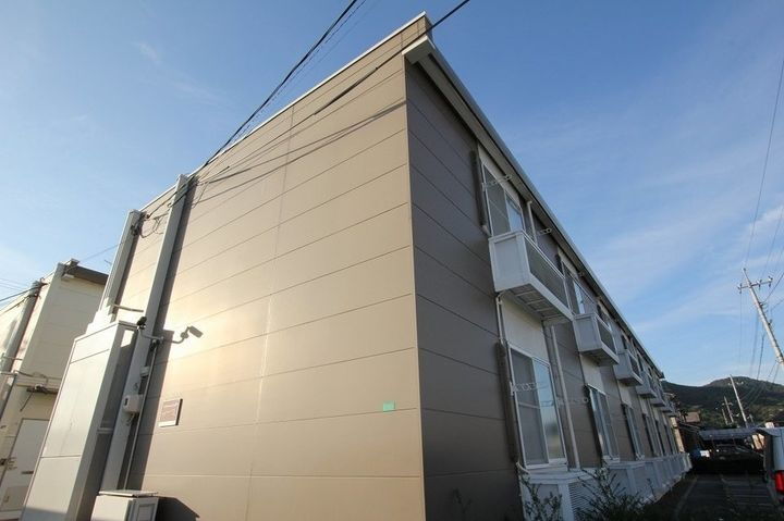 レオパレスコンフォート山手Ａ 2階建