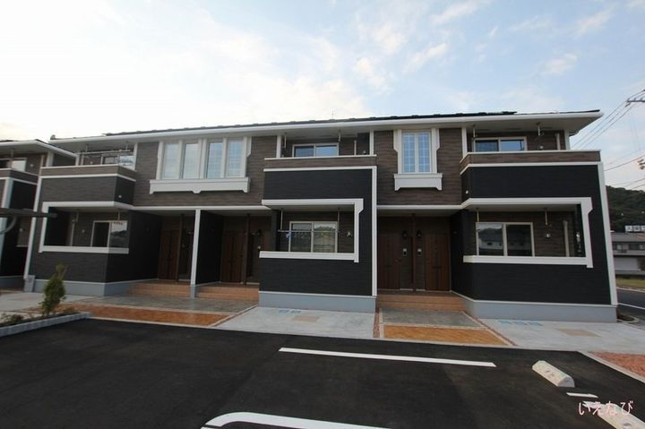 フォレットＢ 2階建
