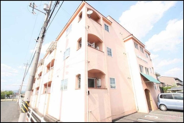 ＬＡ新徳田　Ｂ 3階建