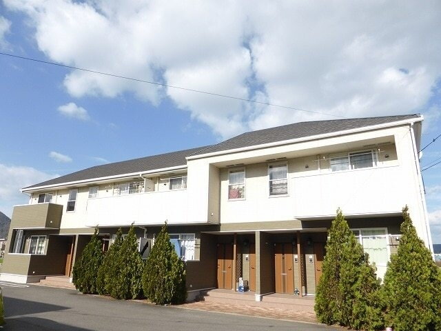 クローバーポンドＡ 2階建