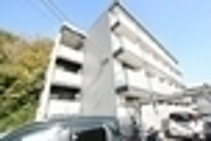 レオパレスエトワール栗林