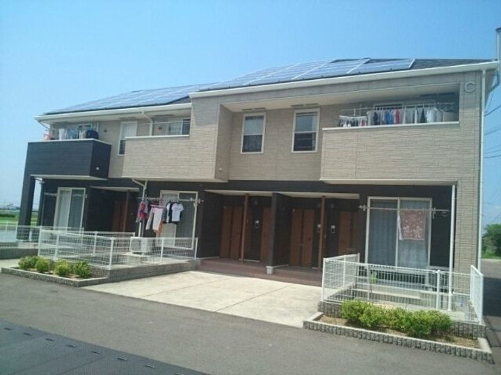 ルークス　勇峰Ｃ 2階建